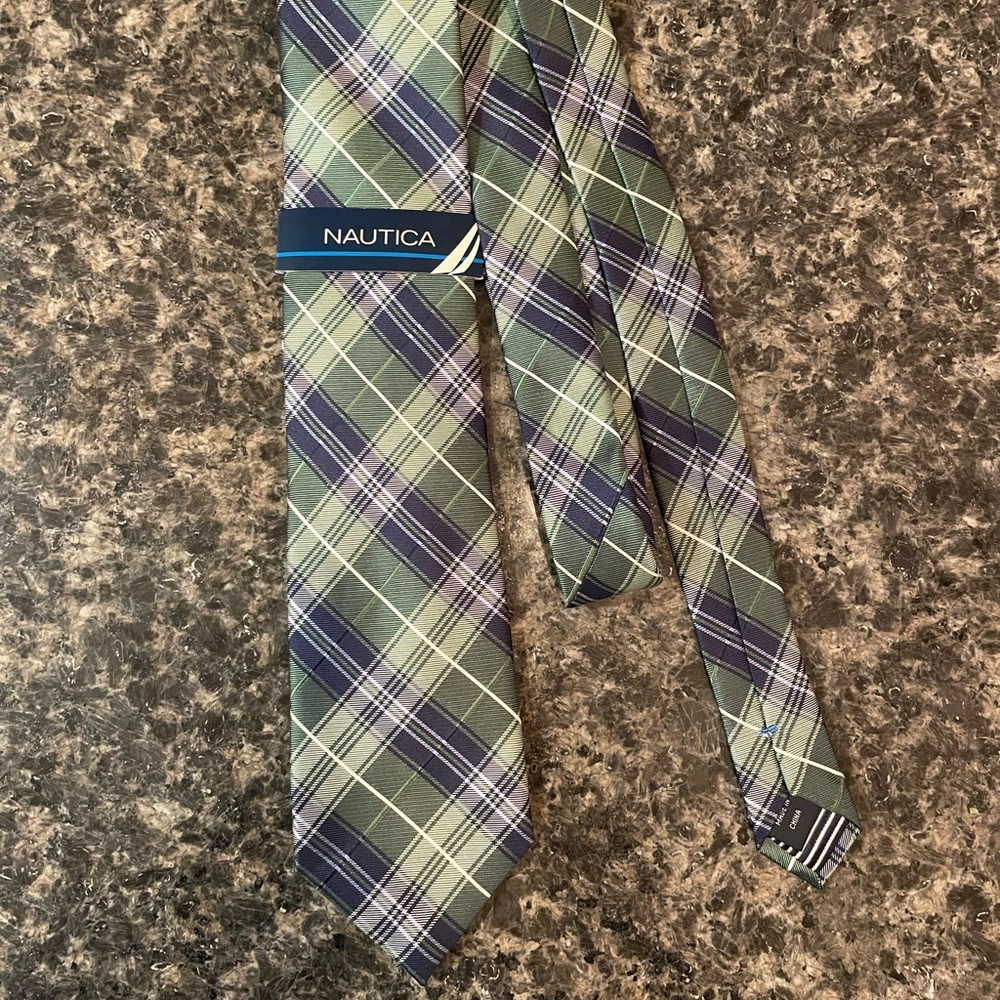 NWT Nautica Blue and Green Plaid Tie